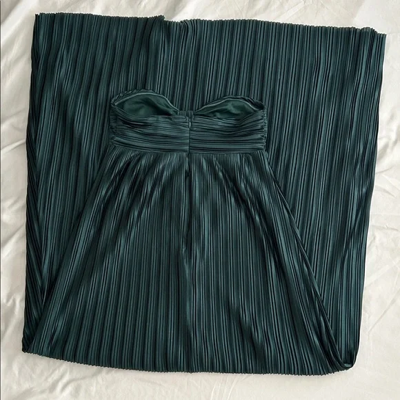 Lulus emerald pleated strapless dress - Picture 5 of 9
